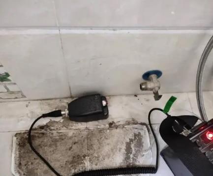浮山屋顶漏水维修公司分享下卫生间漏水的危害及解决方法